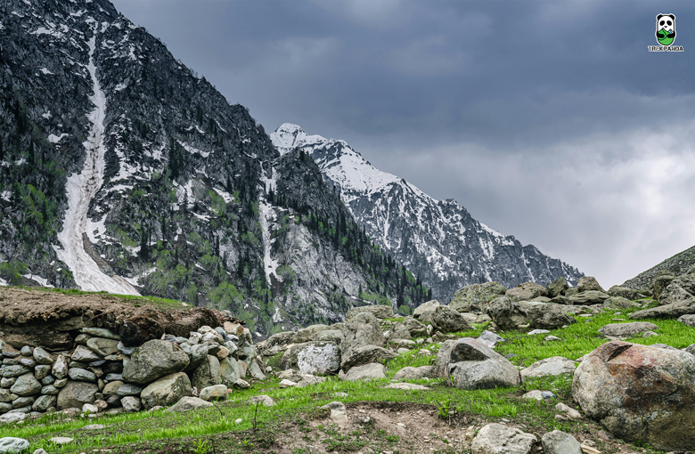 Kashmir Great Lakes Trek